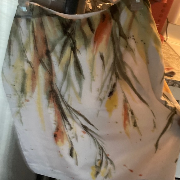 Skirt - Picture 1 of 1